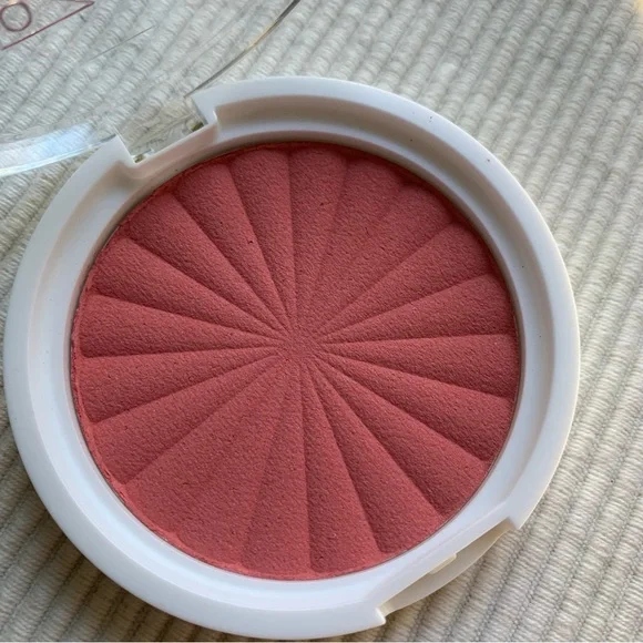 OFRA COSMETICS BLUSH - CANDY APPLE - Picture 4 of 7